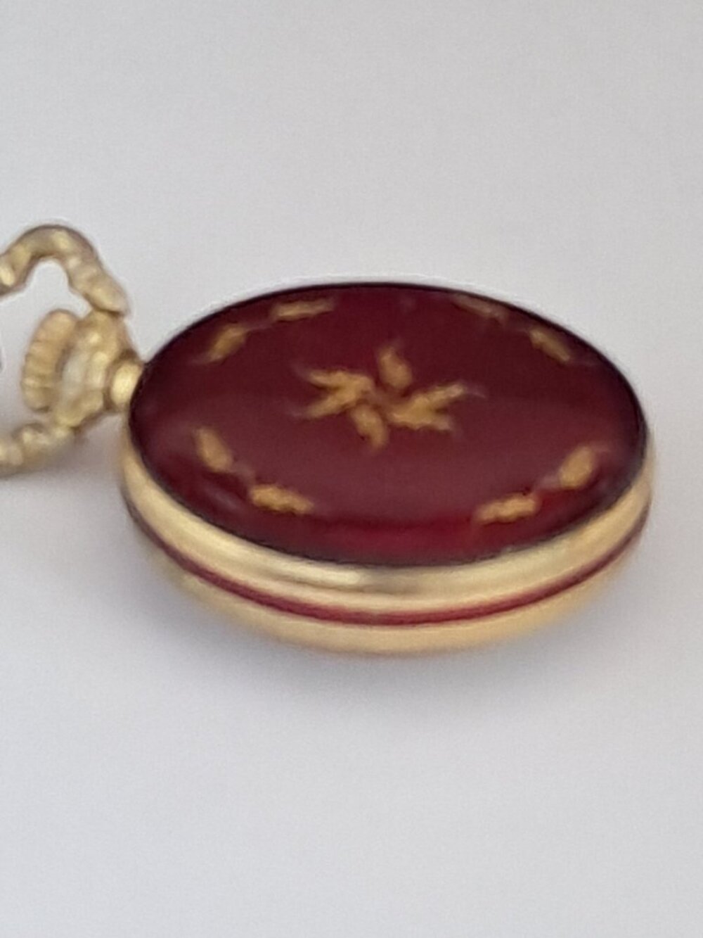 Vtg Hunter 17 Jewels Incabloc Red Floral Enamel Pendant Mechanical Watch Runs - Picture 7 of 7